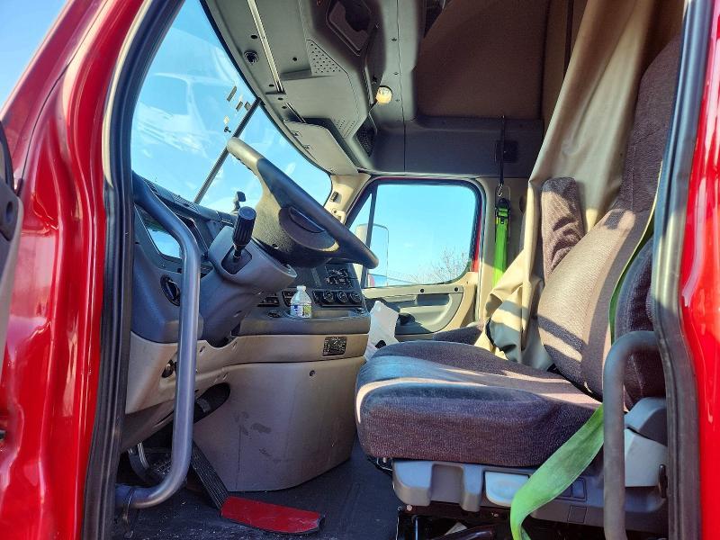 2017 Freigliner 2017 Freightliner Cascadia 125 Semi Truck