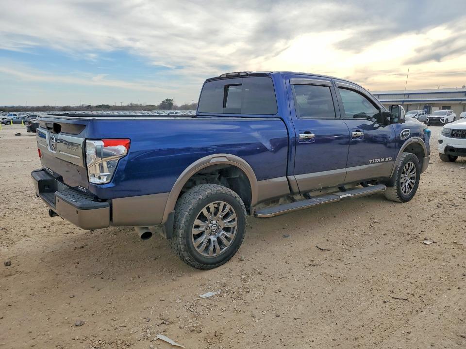 2016 Nissan Titan XD Platinum Reserve