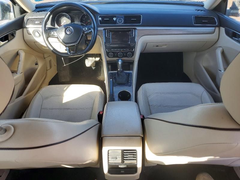 2016 Volkswagen Passat se