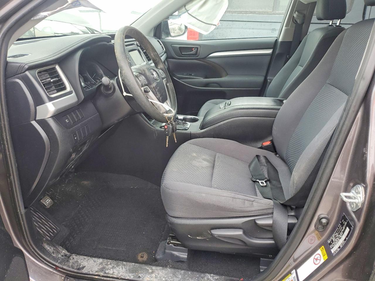 2019 Toyota Highlander le