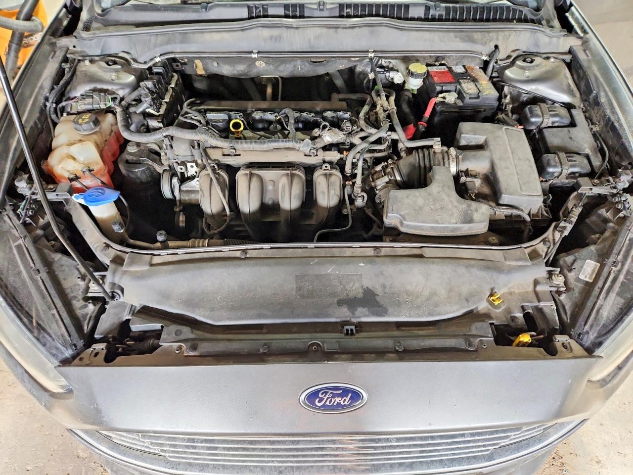 2013 Ford Fusion s