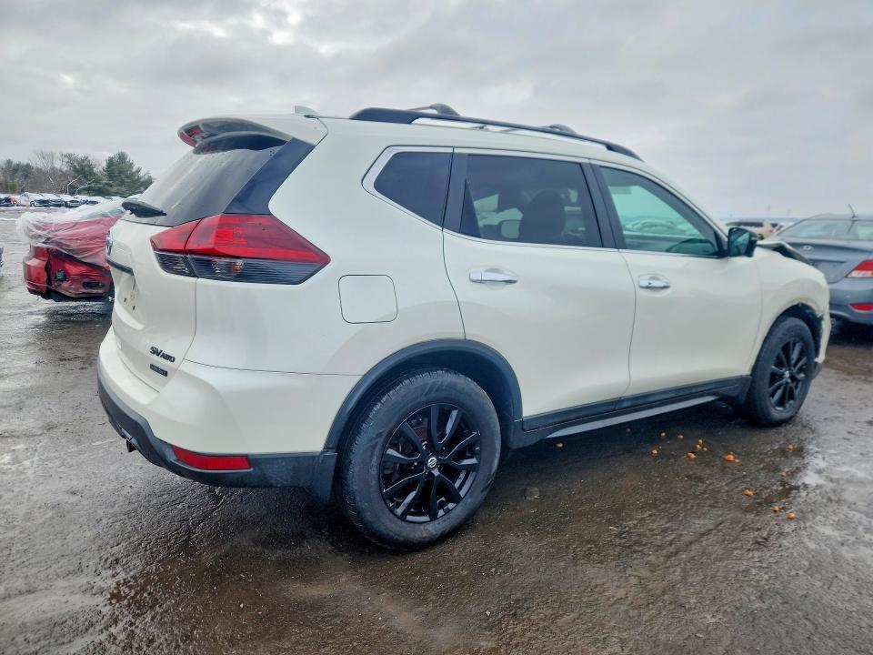 2018 Niss Rogue sv