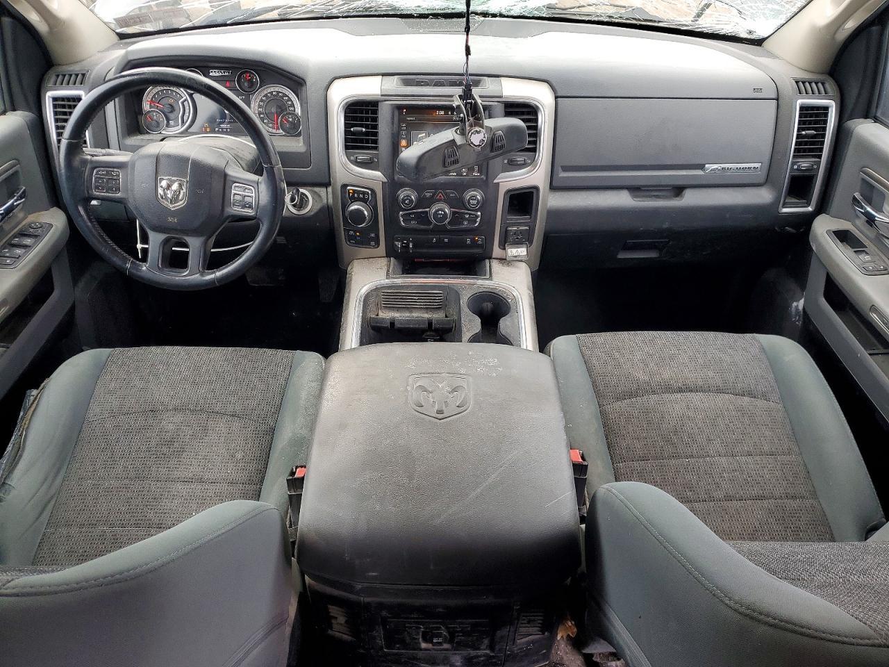 2016 Dodge RAM 1500 SLT