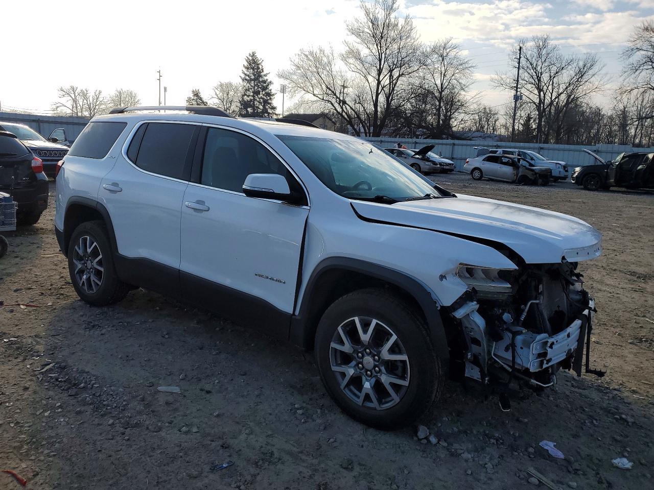 2022 GMC Acadia slt