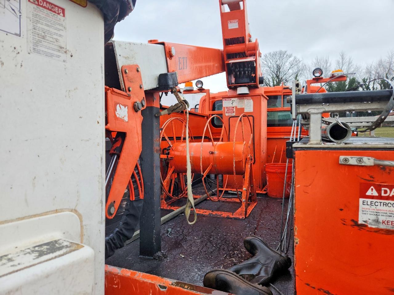 2007 International 4300 Bucket Truck