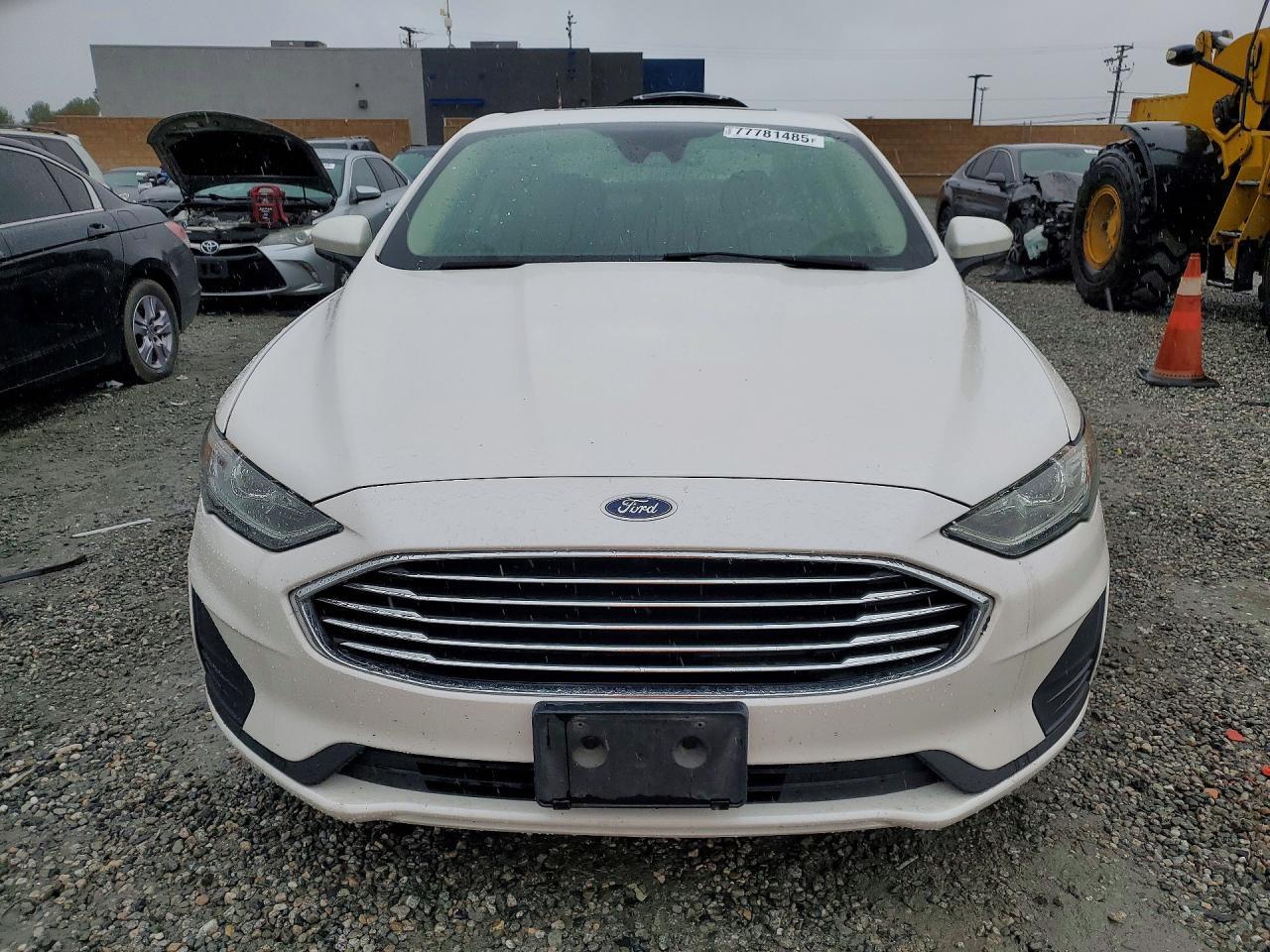 2020 Ford Fusion se