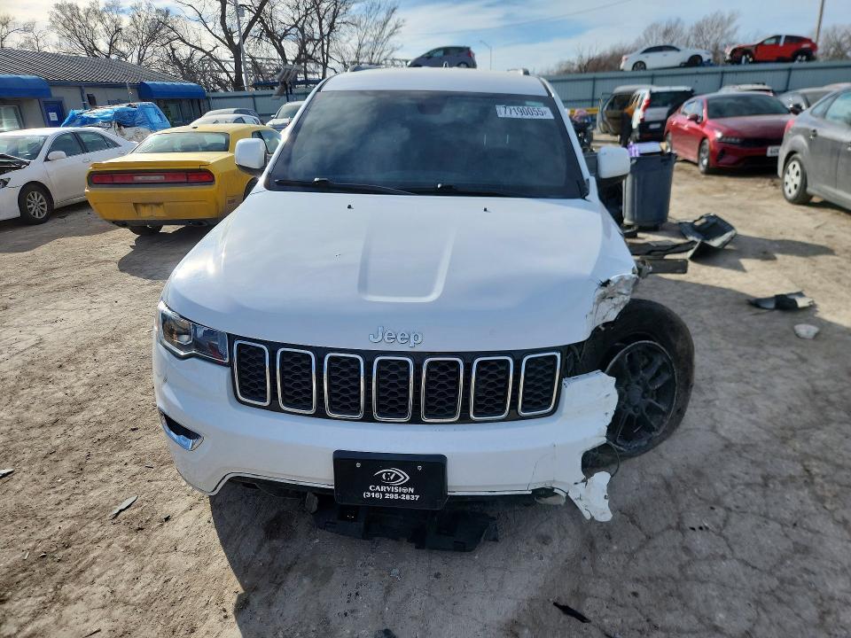 2019 Jeep Grand Cherokee Laredo