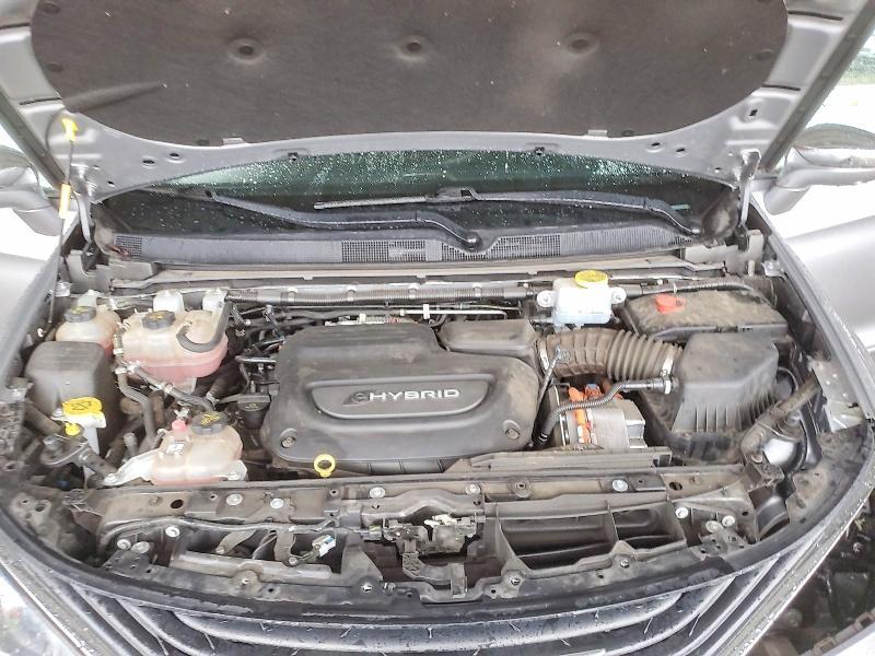 2018 Chrysler Pacifica Hybrid Limited