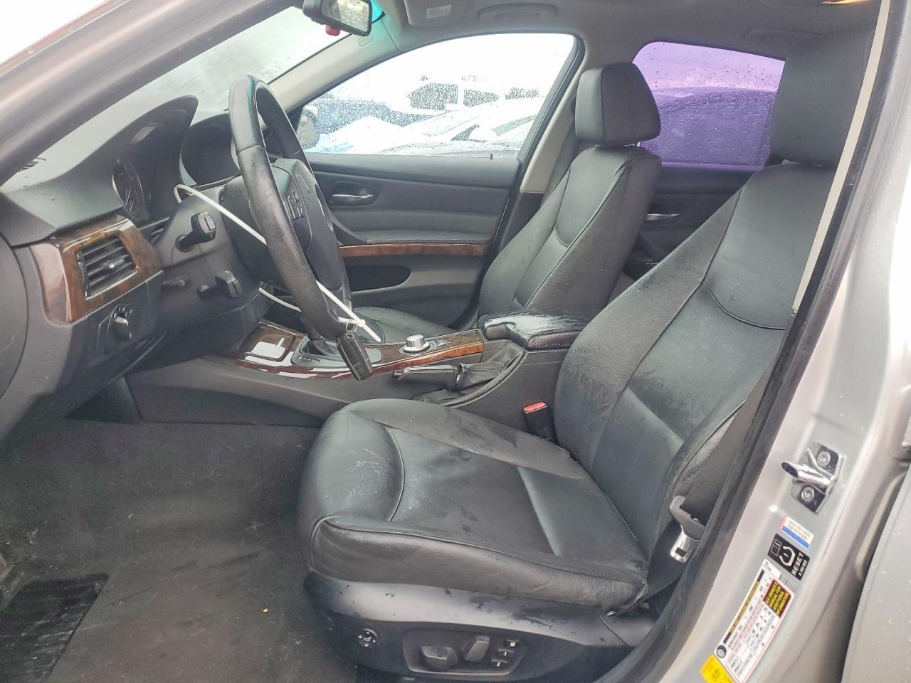 2006 BMW 330 i