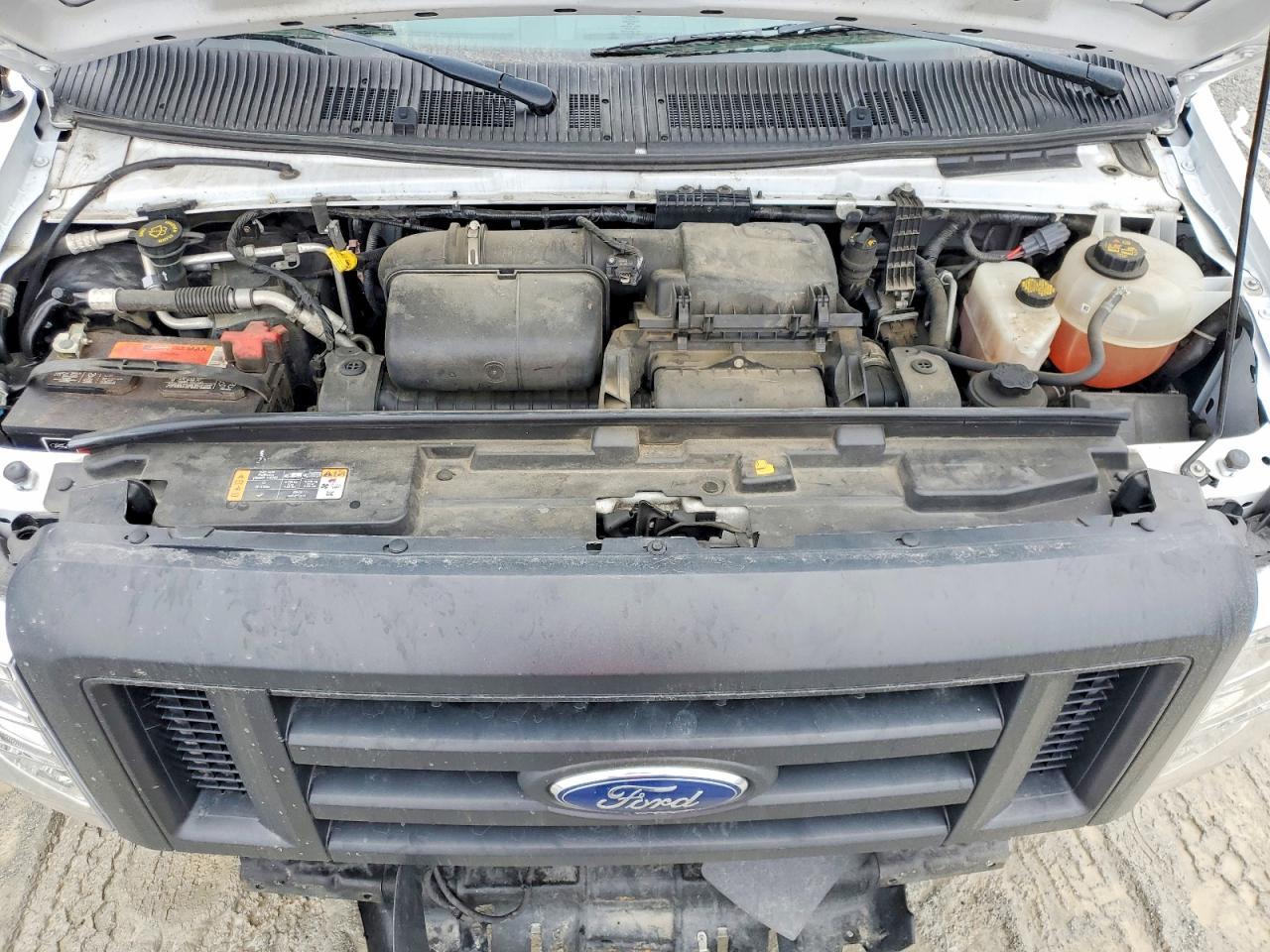 2022 Ford Econoline-BOX Truck
