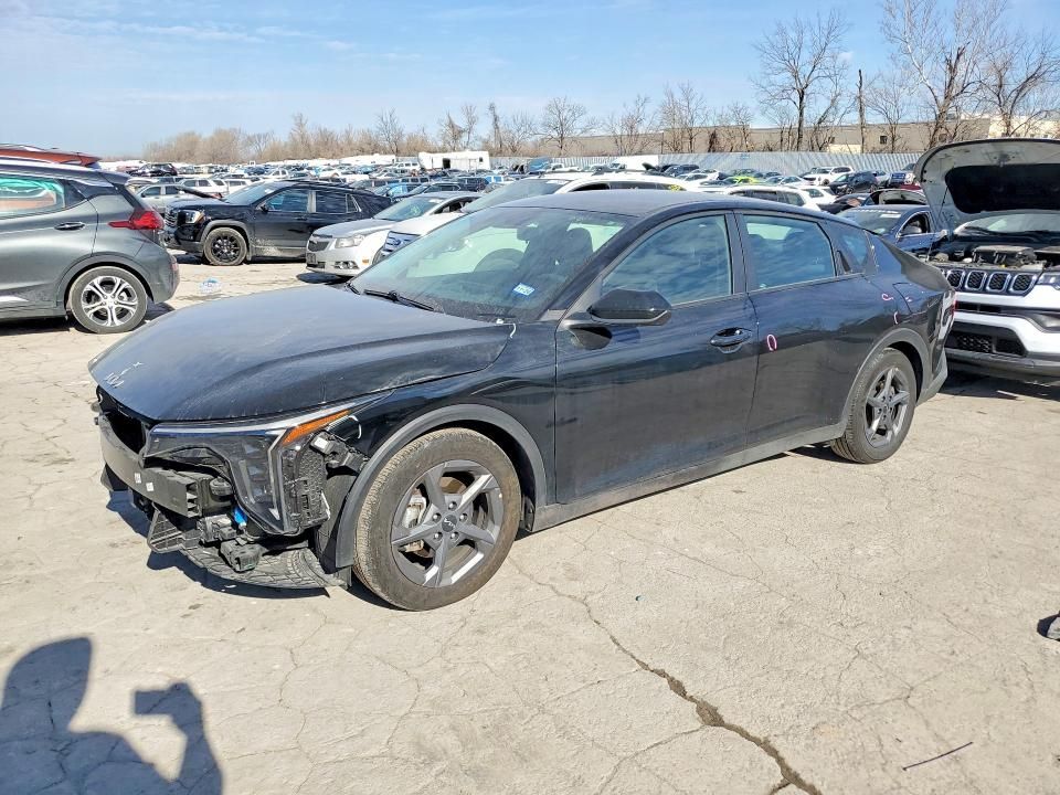 2025 KIA K4 lx