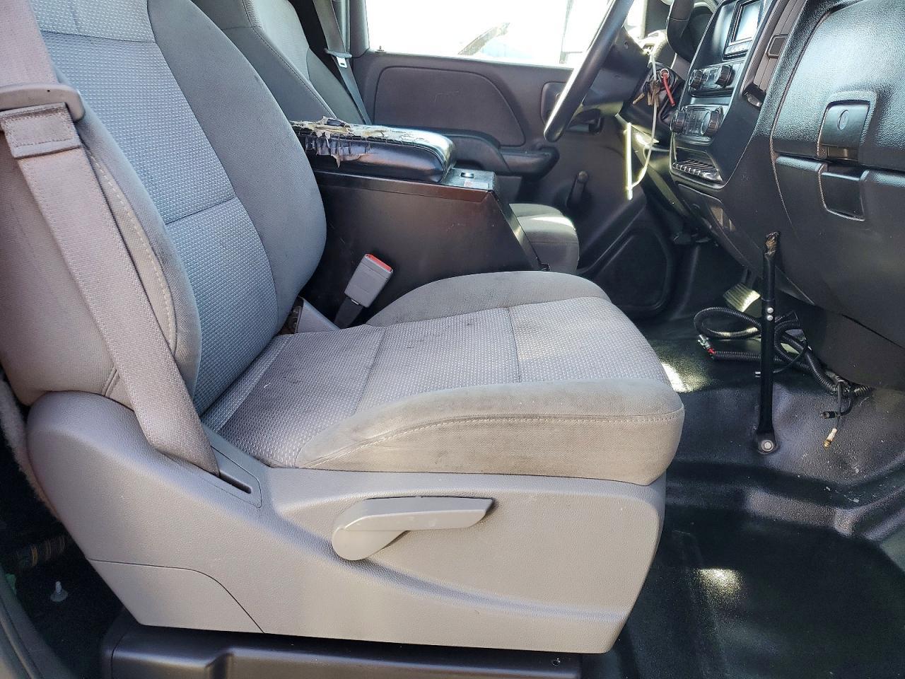 2015 Chevrolet Silverado 2500 Utility / Service Truck
