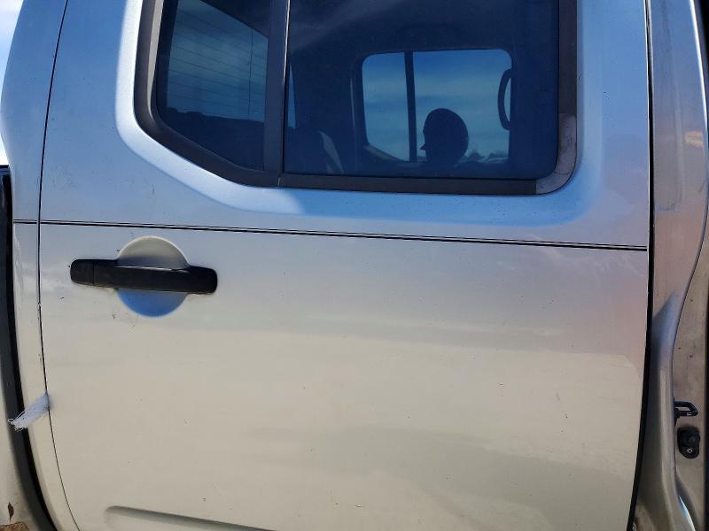 2006 Nissan Frontier Crew Cab LE