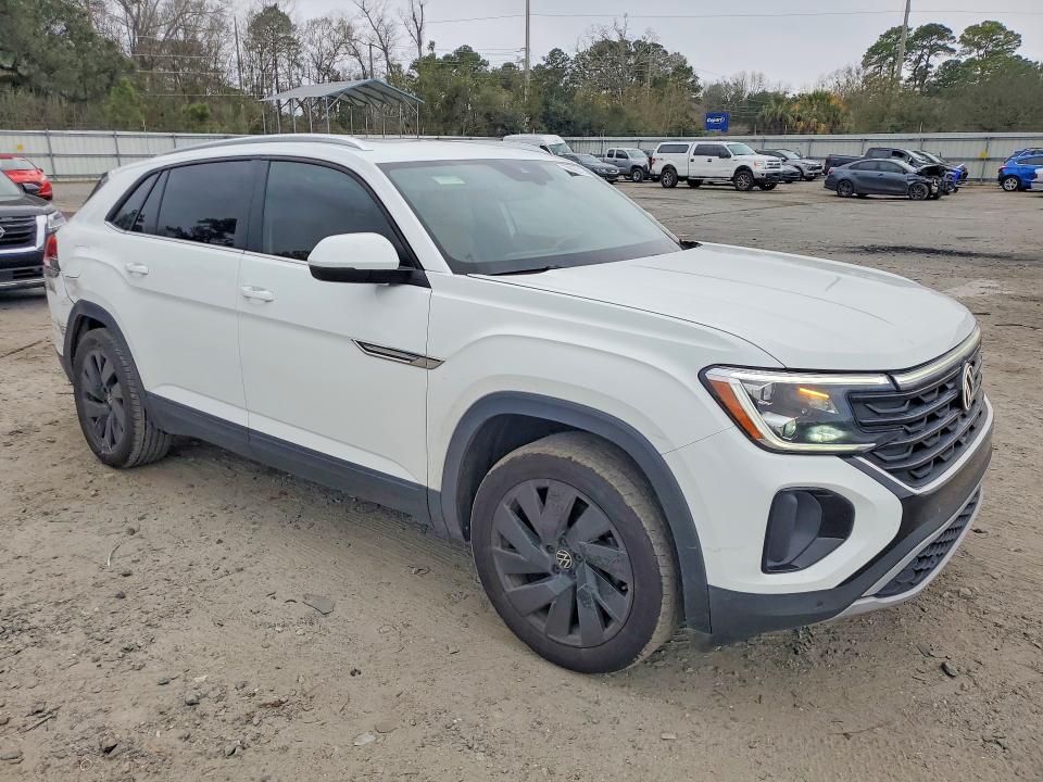 2024 Volkswagen Atlas Cross Sport se