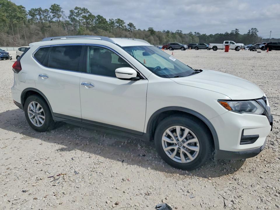 2019 Nissan Rogue sv