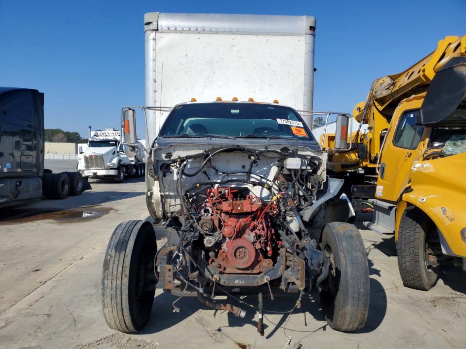 2015 Ford F650 Super Duty box Truck
