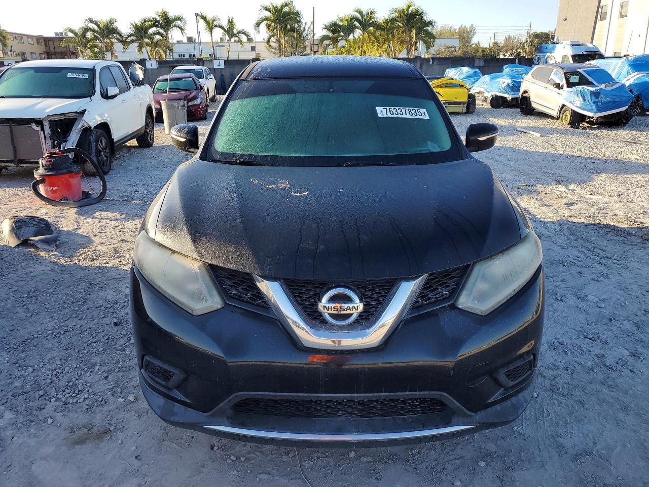 2015 Nissan Rogue s
