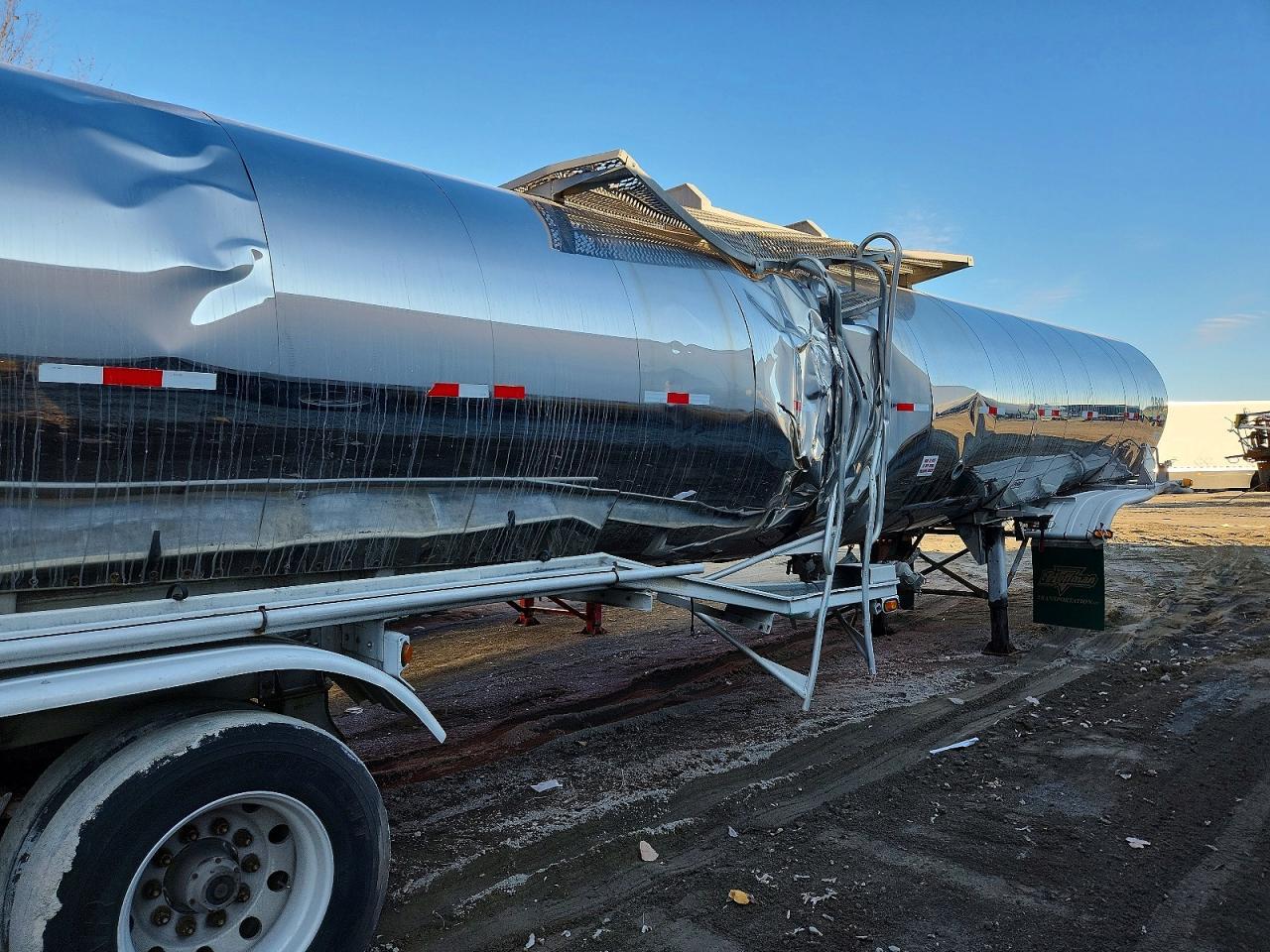 1995 Polar Tank Trailer