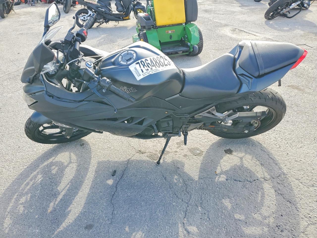 2016 Kawasaki EX300 A