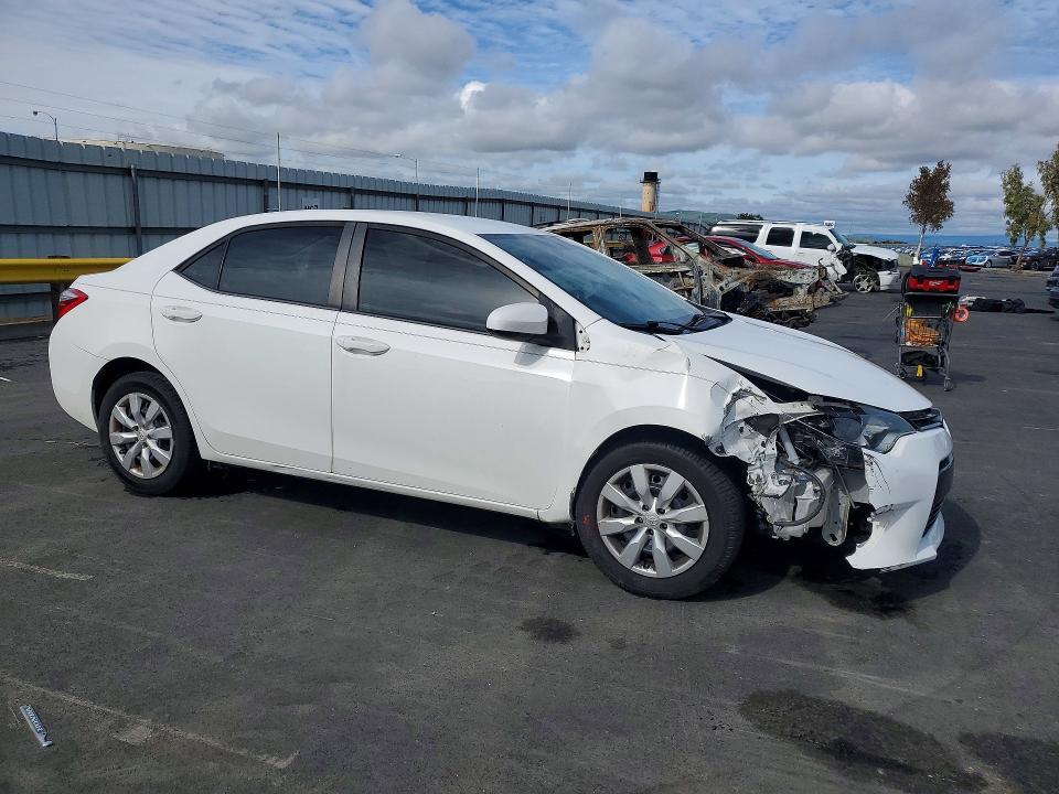 2015 Toyota Corolla le
