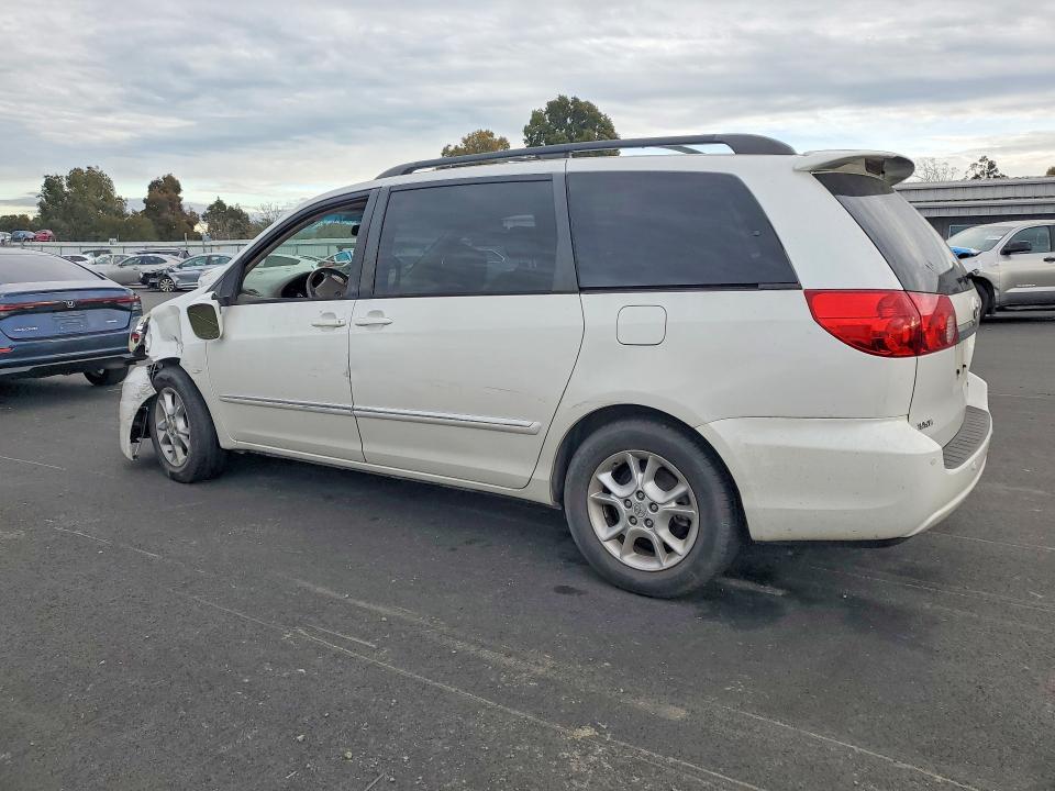 2006 Toyota Sienna xle Limited 7 Passenger