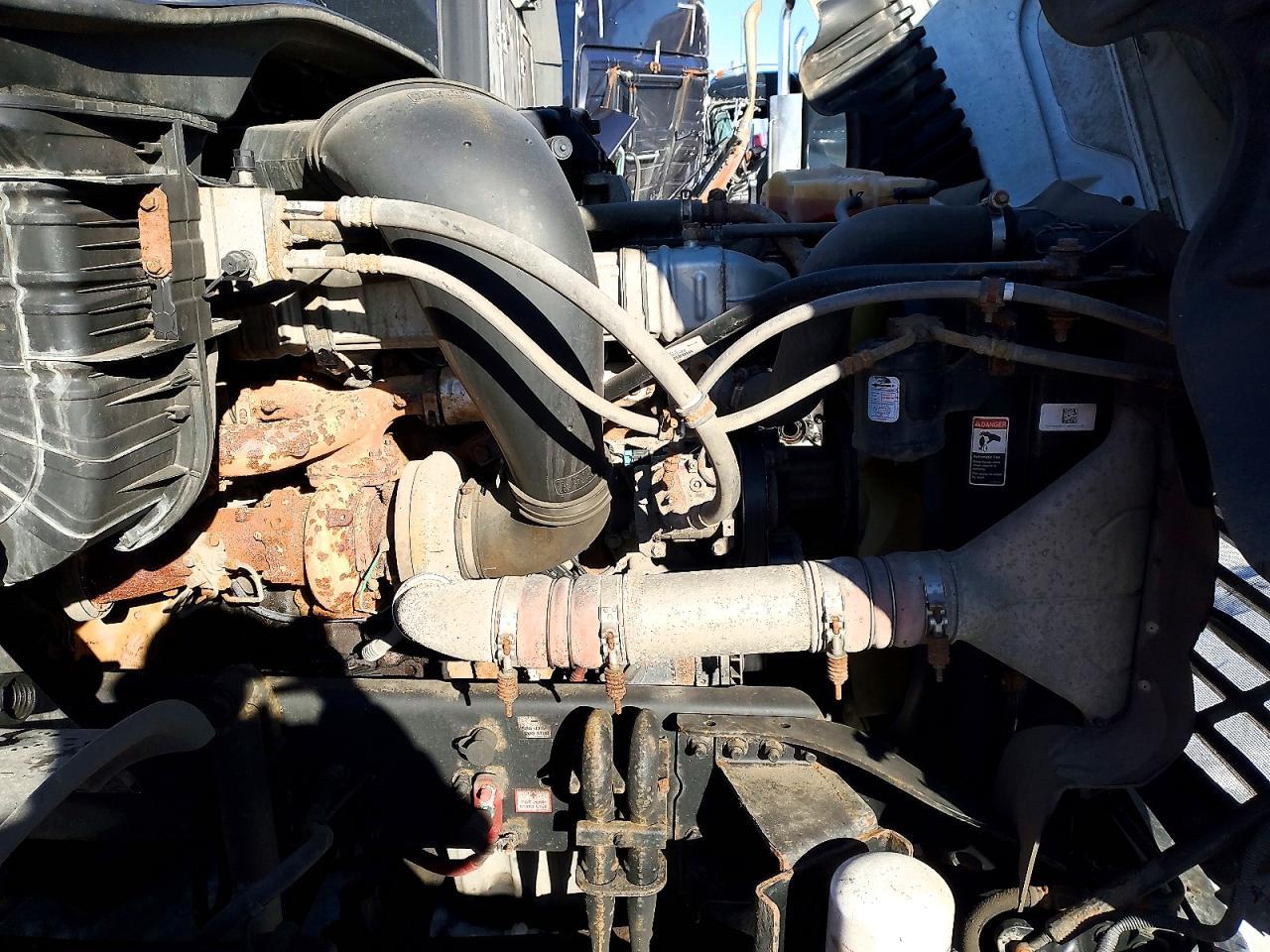 2016 Freightliner Cascadia 125 Semi Truck