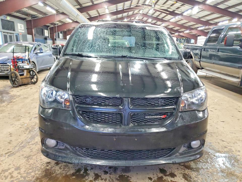 2016 Dodge Grand Caravan R/T