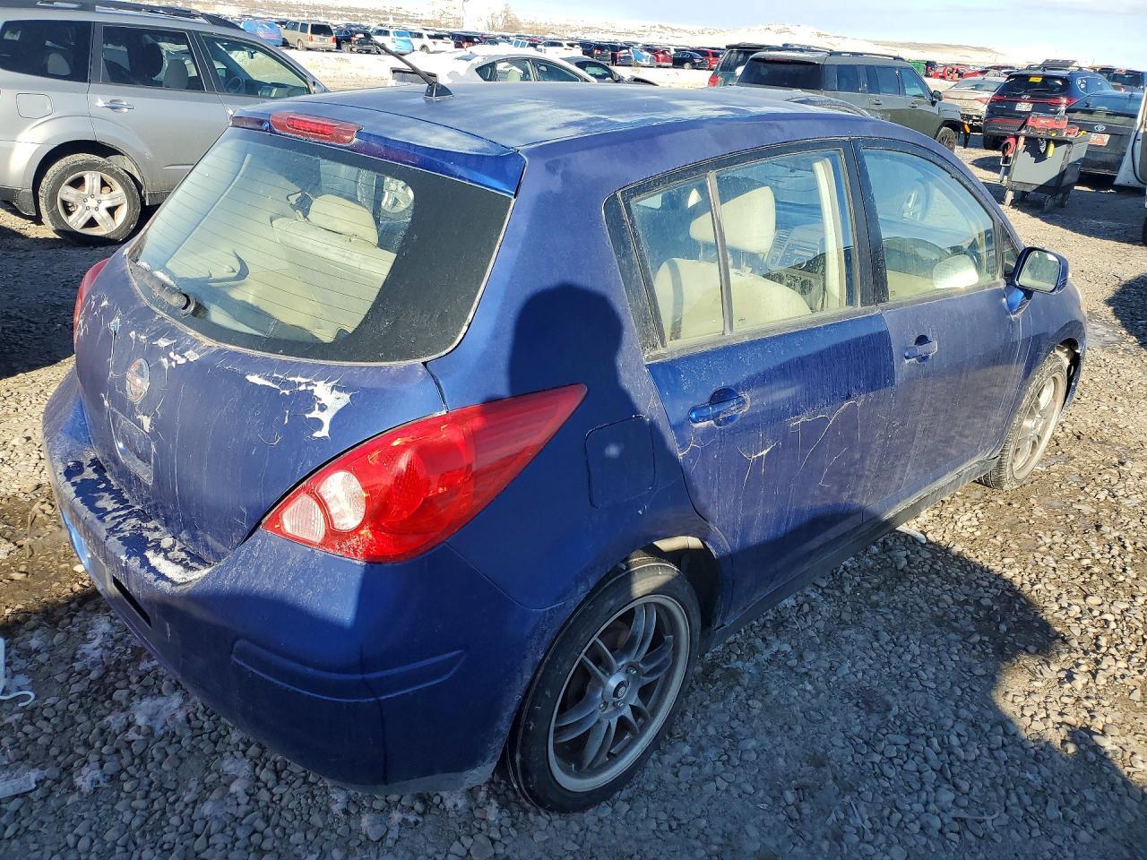 2009 Nissan Versa 1.8 s