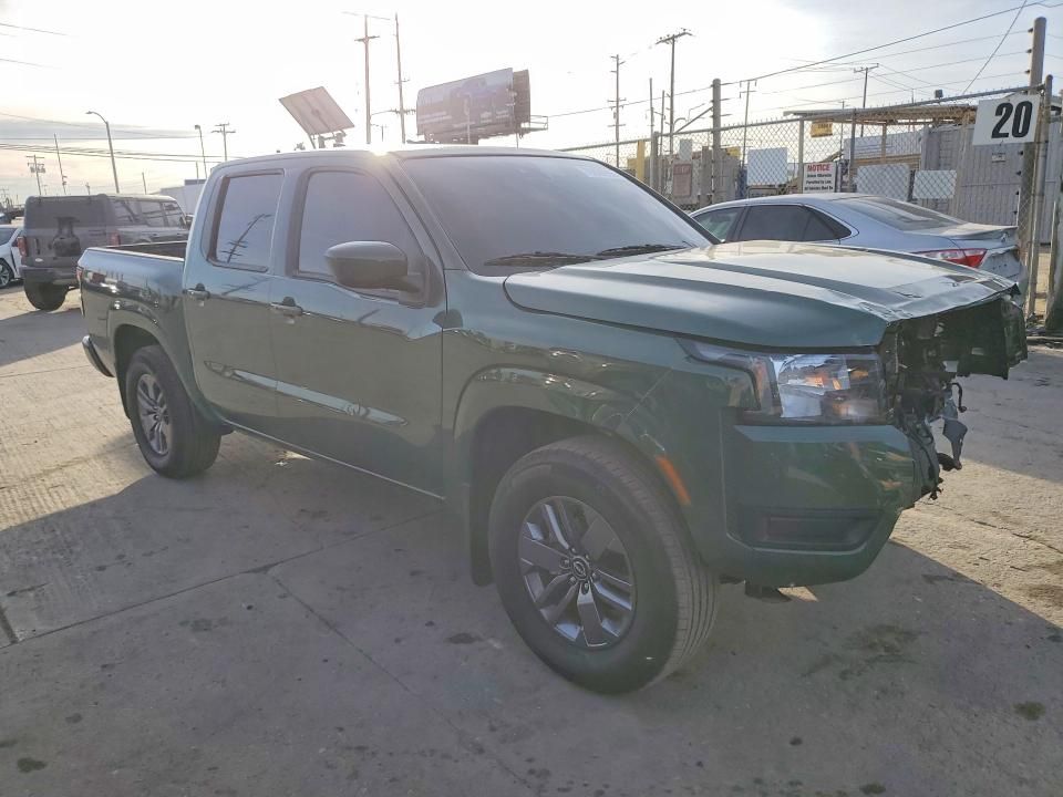 2025 Nissan Frontier s