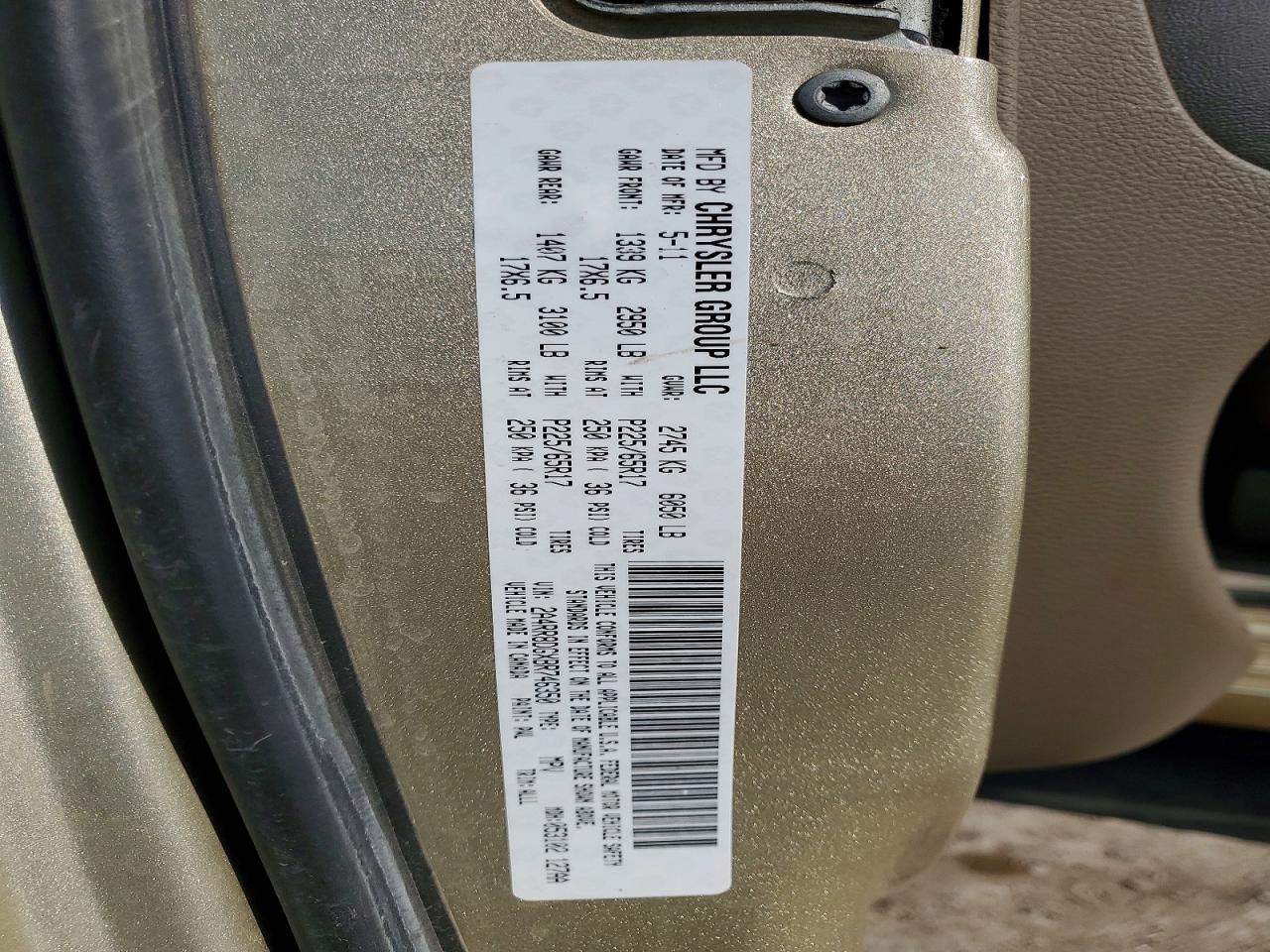 2011 Chrysler Town & Country Touring l