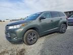 2017 Toyota Highlander le