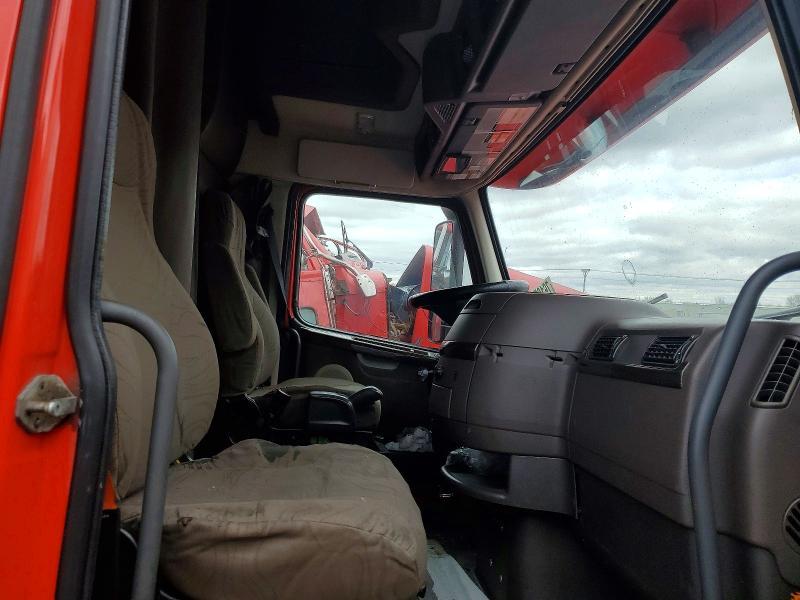 2017 Volvo VNL Semi Truck