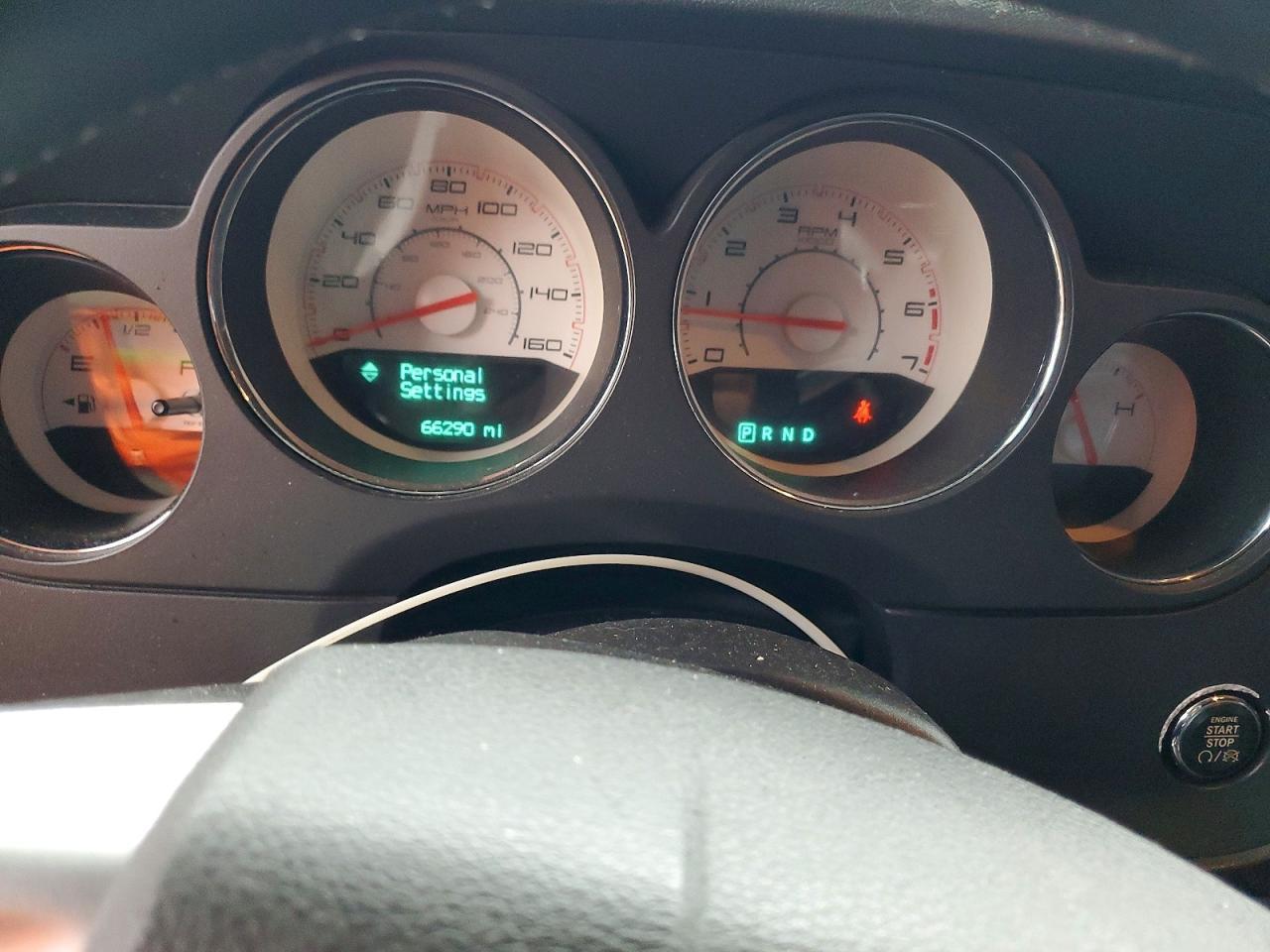 2013 Dodge Challenger r