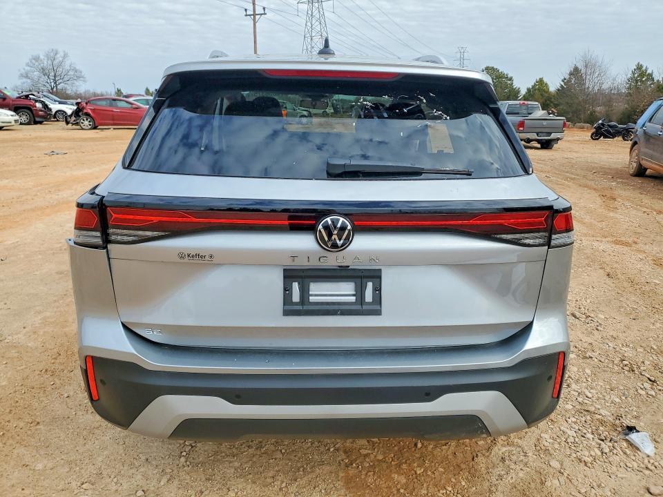 2025 Volkswagen Tiguan se