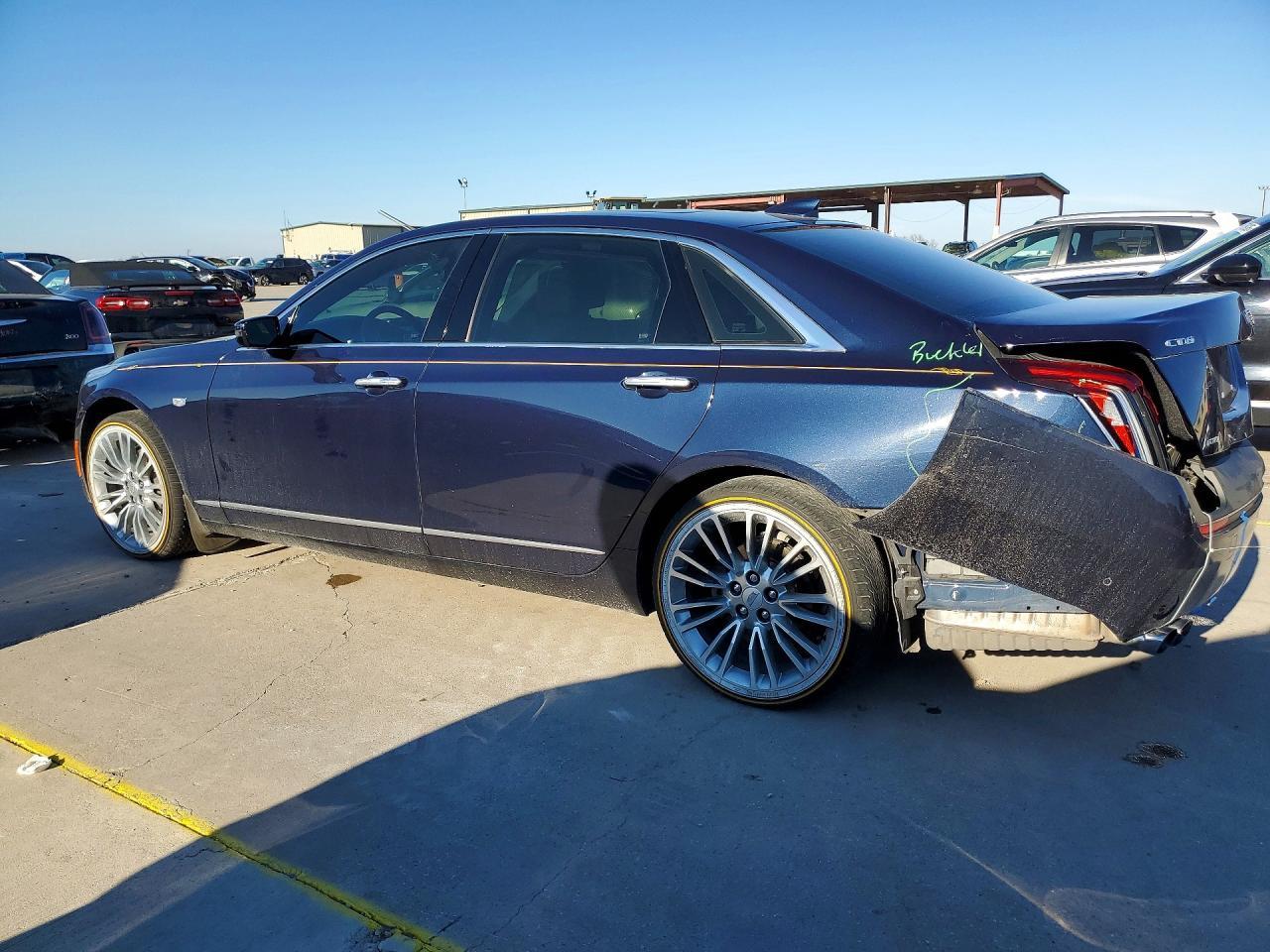 2018 Cadillac CT6 Luxury