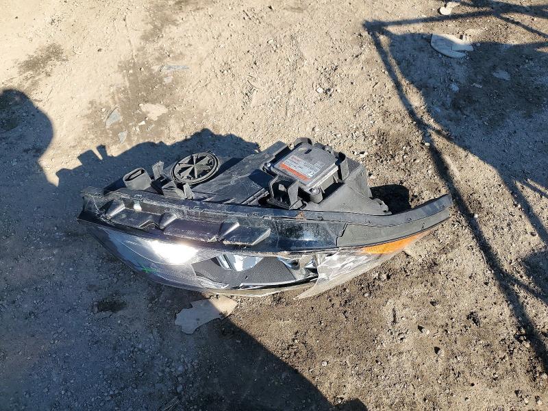 2017 Genesis G80 Base