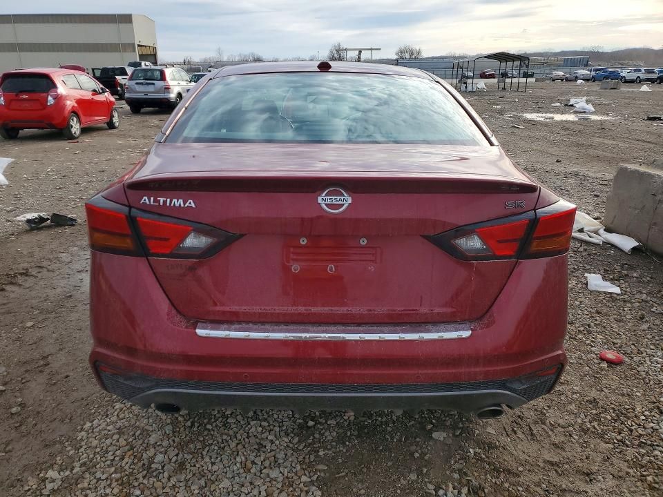2021 Nissan Altima 2.5 sr