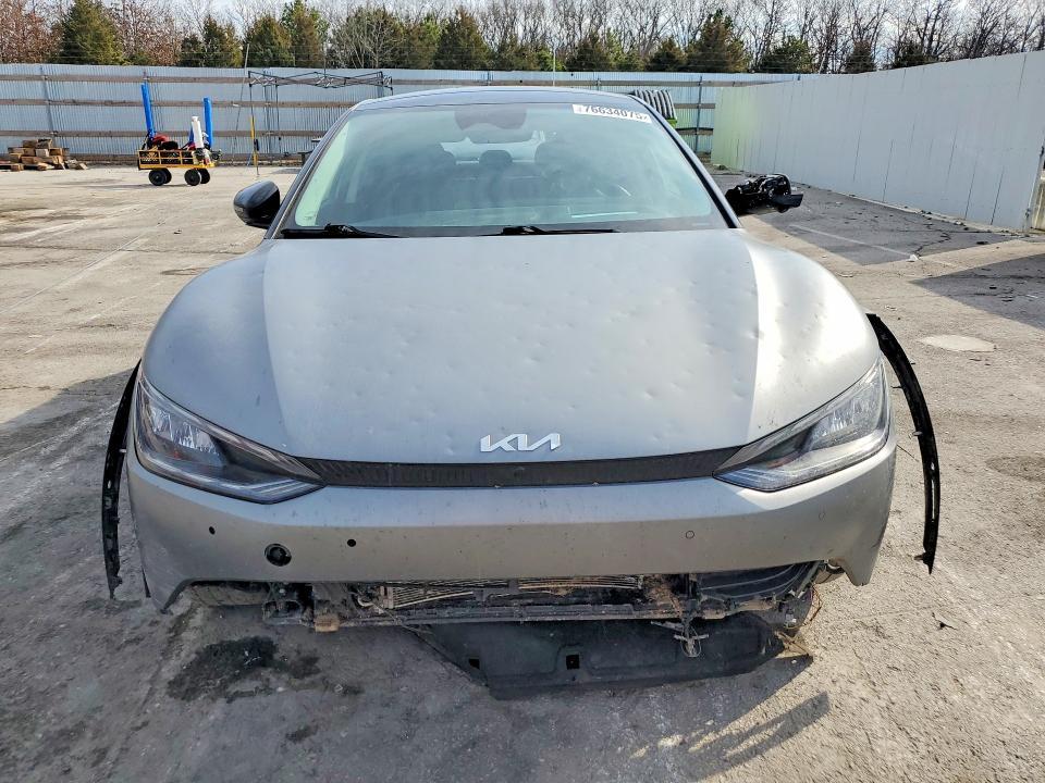 2022 KIA EV6 Gt-line