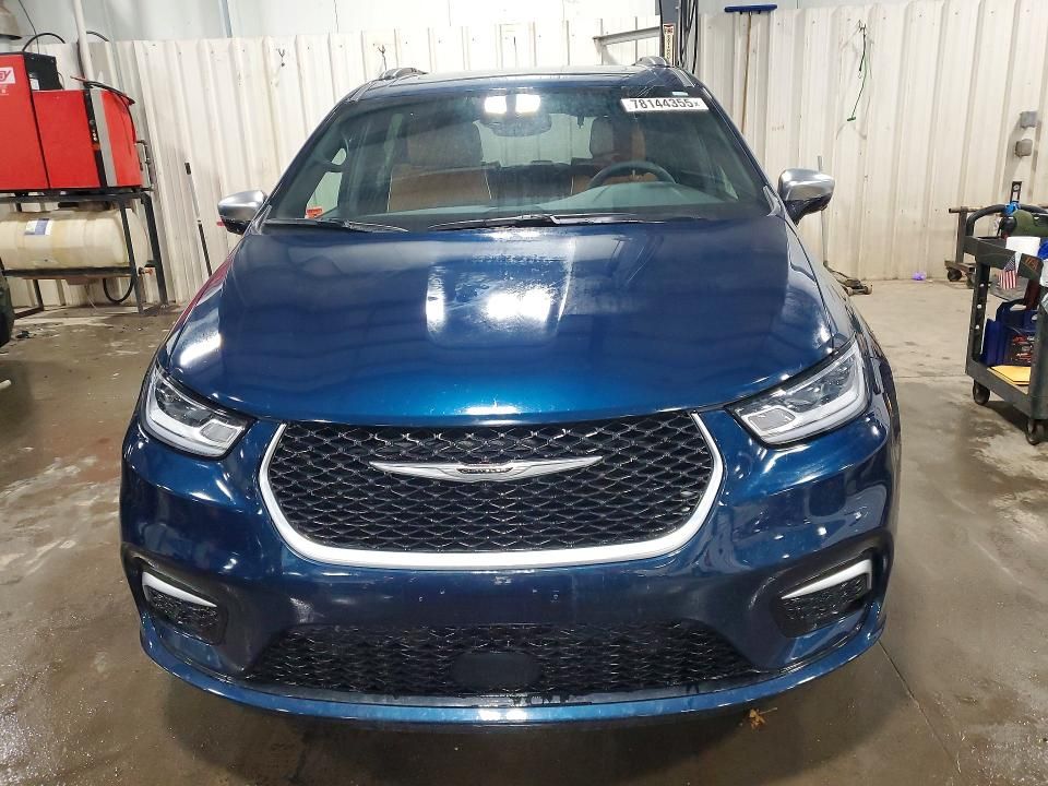 2025 Chrysler Pacifica Pinnacle