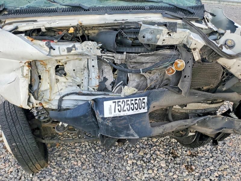 2019 Ford E350 box Truck