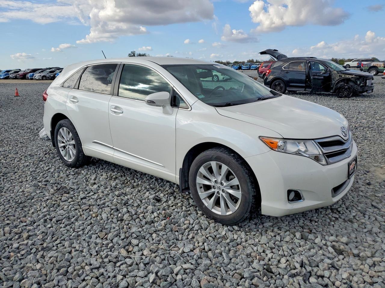 2014 Toyota Venza le
