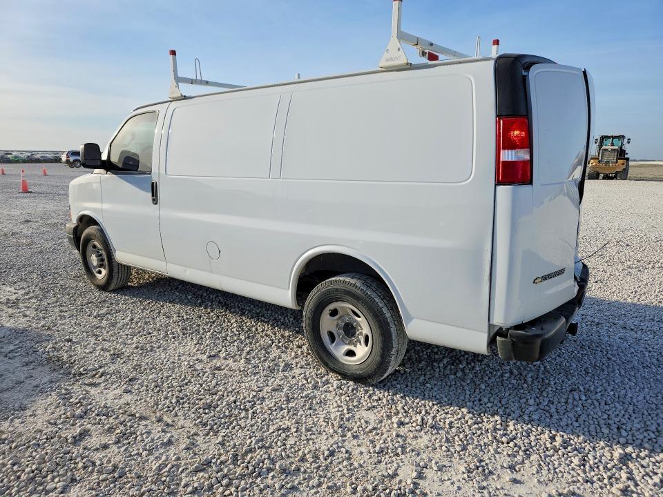 2022 Chevrolet Express G2500