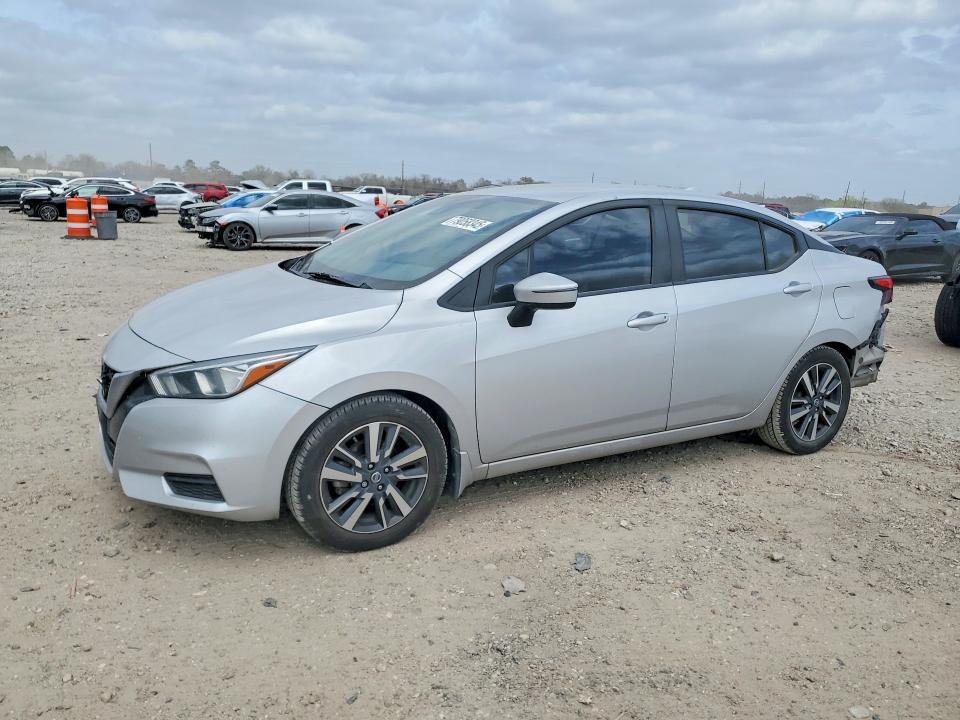 2020 Nissan Versa sv