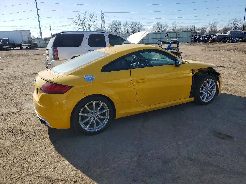 2016 Audi TTS