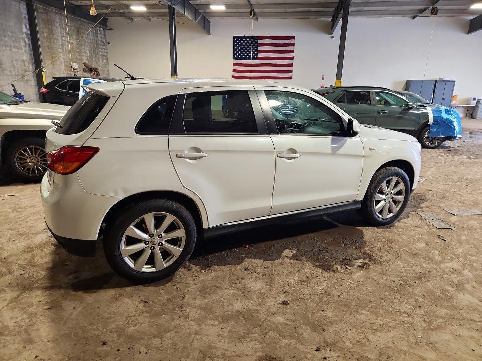 2015 Mitsubishi Outlander Sport es