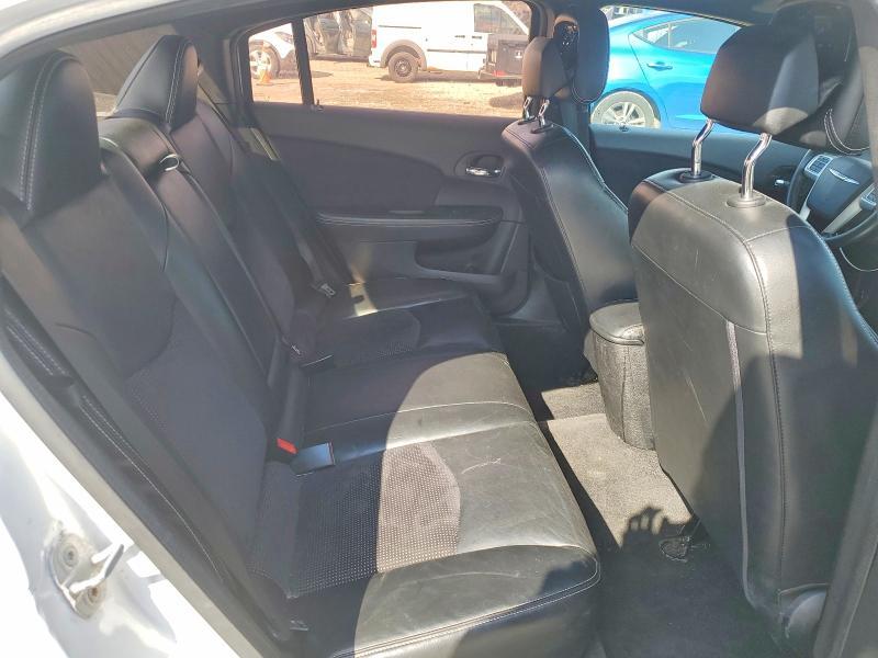 2013 Chrysler 200 Limited