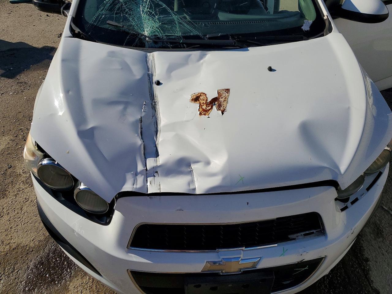 2016 Chevrolet Sonic ls