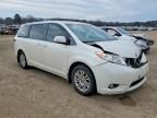 2016 Toyota Sienna xle 8-passenger