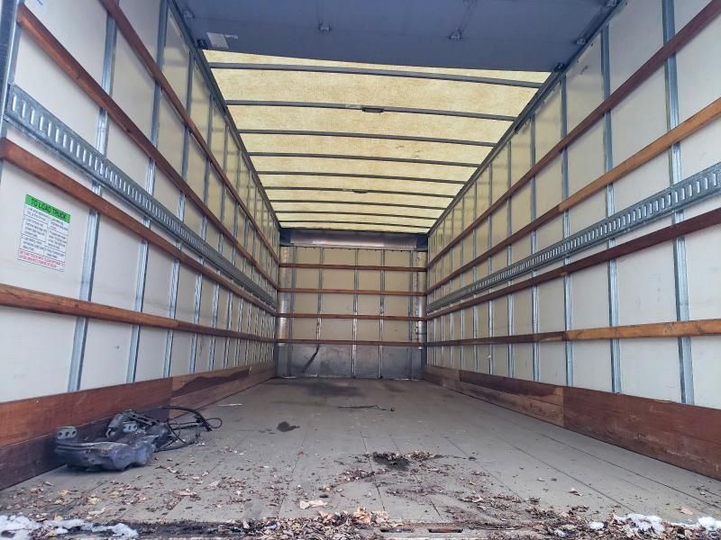 2017 International 4300 box Truck