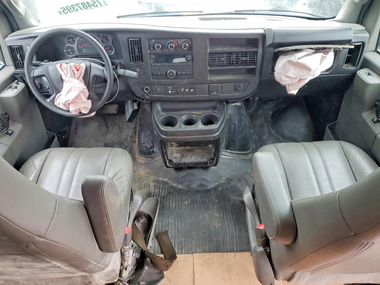 2020 Chev Express G2500